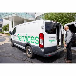 APC Upgrade auf 7 x 24 für vorhandenen Start-up-Service für USV mit bis zu 40 kVA oder Batterierahmen 