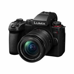 Panasonic Lumix G9 II + 12-60mm F3.5-5.6 MILC 25,21 MP Live MOS 11552 x 8672 Pixel Schwarz 