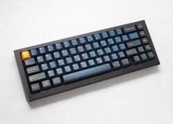 Ducky Outlaw 65 Tastatur Universal USB Schwarz  - UK version